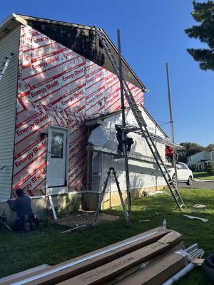 7 Square Siding Rip-replace