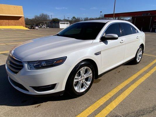 2014 Ford Taurus