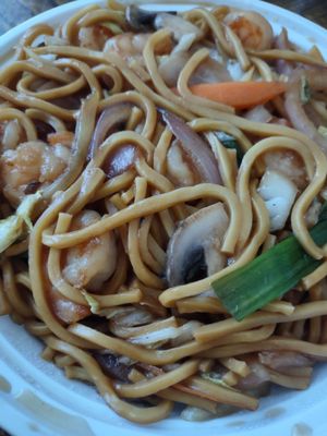 shrimp lo mein