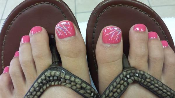 i'm happy with my pedicure