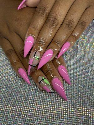 CREATIVE MANI & PEDI. SALON #nailsalonsnearme #nailart #nails #healthynails #polishedbeautyparlor