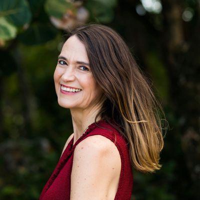 Katarina Amadora, Tantra educator and Somatic Sex and Intimacy Coach