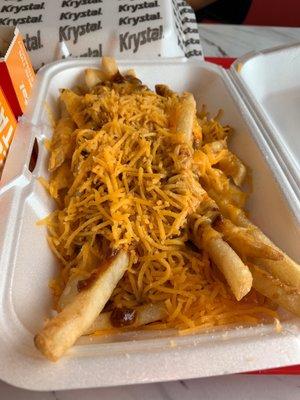 Chili cheese fries