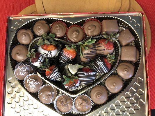 Valentine's Day Box with 17 pieces of chocolate and 10 strawberries for $30.