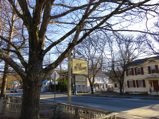 Beautiful location on a very walkable main street (for those after dinner strolls.