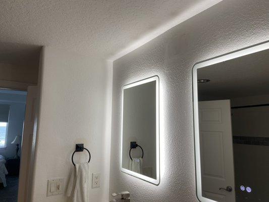 Smart mirror installation