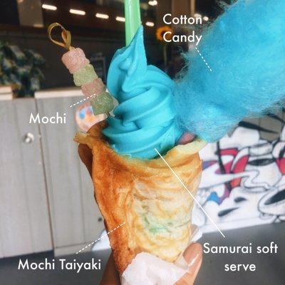 Taiyaki + soft serve, the first to start this trend in Hawaii!