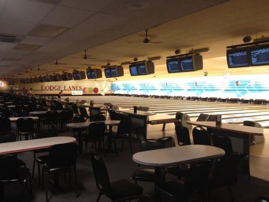 Very clean bowling center.