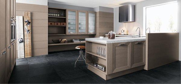 Transitional Kitchens in wood and Lacquer