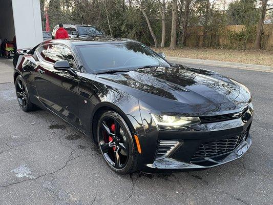 Lovely Camaro SS in for and exterior detail.