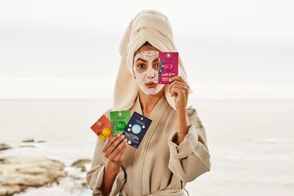 Add a facial mask to your beauty ritual for a complete skincare treat. Our collections will provide you the nourishment your skin needs.