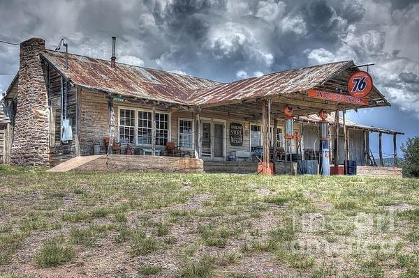 As a guest in the bunkhouse have a free tour of the historic Hoghland store, gas station, cowboy cabin museum