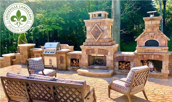 Outdoor fireplace