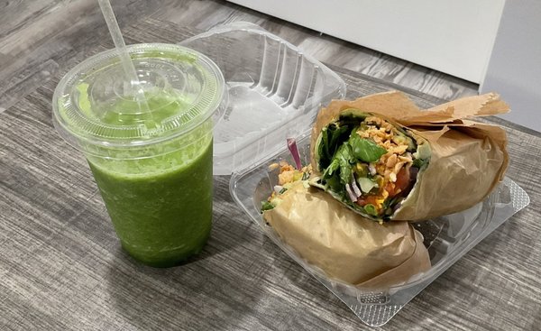 Salmon Wrap & Green smoothie