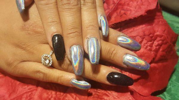 Holographic nails!