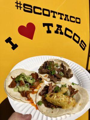 Tres tacos