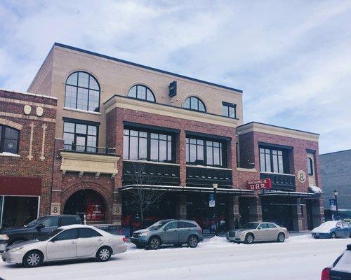 The front of Trade Risk Guaranty's Downtown Bozeman office.