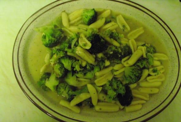 cavetelli and brocolli