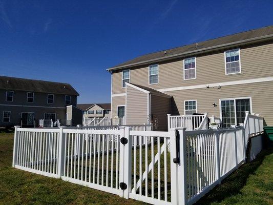 Lovely fencing and deck in this townhome in Magnolia DE.