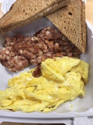 Corned Beef Hash w/ eggs and toast