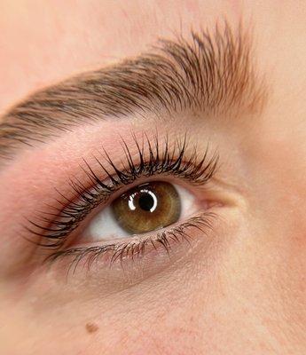 The beauty of a Lash Lift. Ditch the eyelash curler!