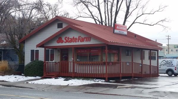 Welcome to the newest State Farm Agency in Klamath Falls - - -Rachael Spoon State Farm!