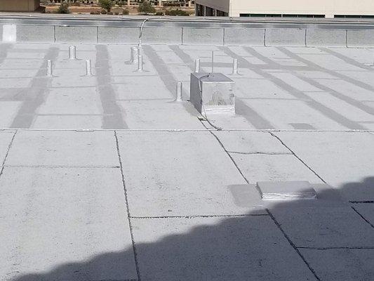 Lap seal roofing. Hospital roof