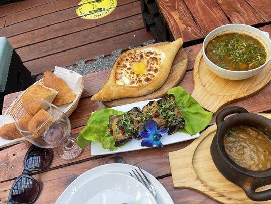 khachapuri / eggplant with nuts / kharcho / Lobito