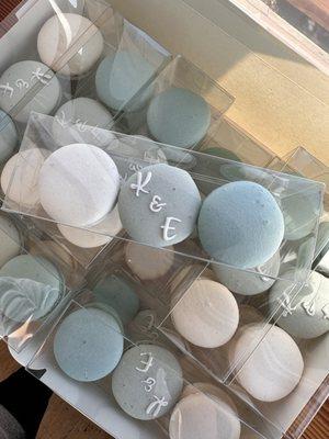 Macaron wedding favor boxes