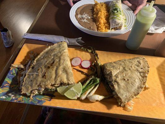 Tlayudas, a regional version of a quesadilla w/a hand made, denser tortilla cooked in a comal. Had a nice Smokey taste.