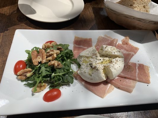 Burrata e Prosciutto