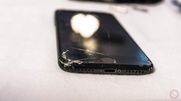 Oh, no! A cracked screen... Get yours fixed by the pros.