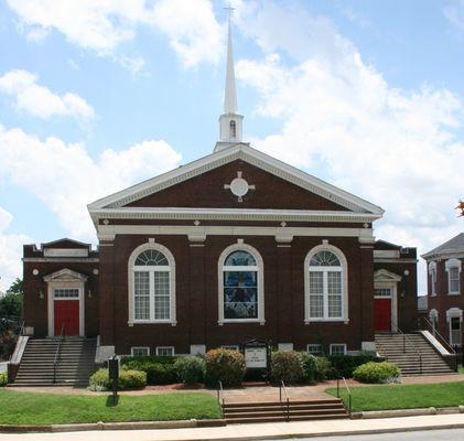 Insight Counseling Centers is located in First Christian Church of Clarksville