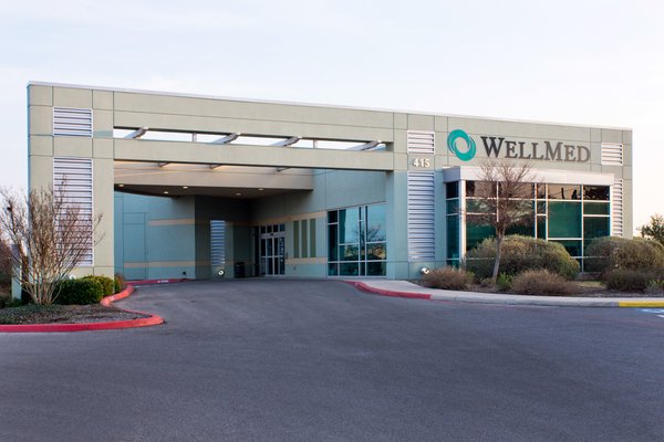 Exterior of WellMed at Embassy Oaks