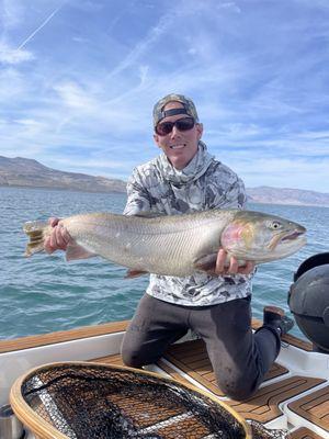 17 lbs Lahontan Cutthroat Trout Pilot Peak Pyramid Lake.