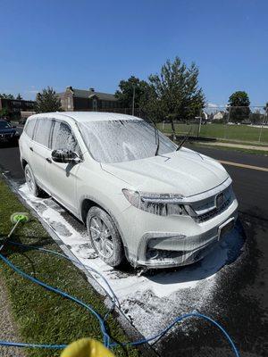 Reds Carwash