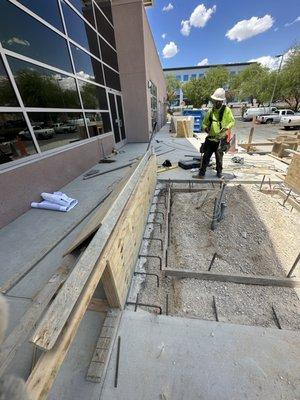 Studio footings for walls