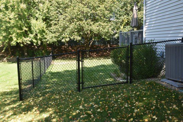 Black Color Coated Chain Link Fence