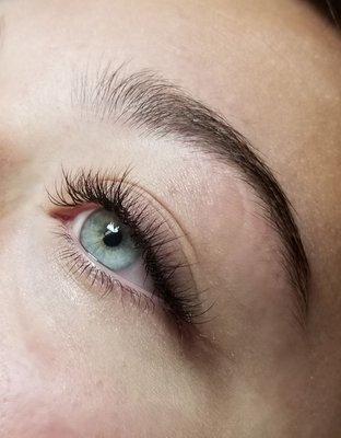 Hybrid Eyelash Extensions