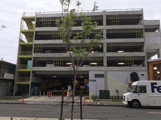 Keawe St. Entrance, between Ala Moana and Auahi St.