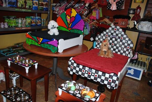 Hand made and hand painted beds and bowls by local artist/groomer SHIRLEY SEIXAS