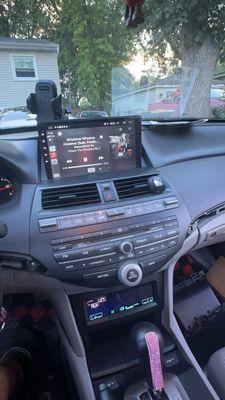 radio install with apple car play (2010 honda acccord)