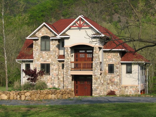 Energy Efficient Custom Home In Edinburg, VA