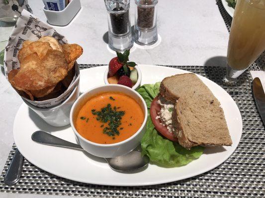 Today's Sampler: roasted red pepper soup, chicken salad (ordered tuna, came out chicken, still pretty good), and homemade chips.