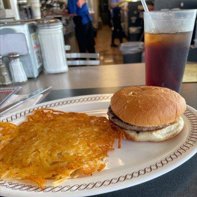 Burger, hash browns and iced tea!