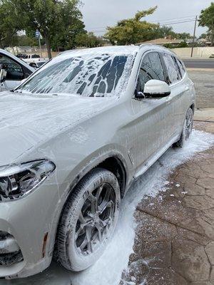 Car wash and detail exterior