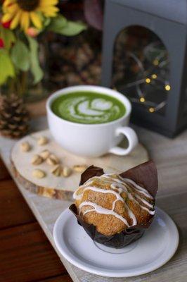 Made with fresh Granny Smith apples and cinnamon, these muffins are sweet and scrumptious!