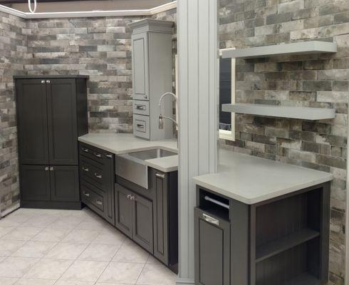 Kitchen cabinet and tiled backsplash install