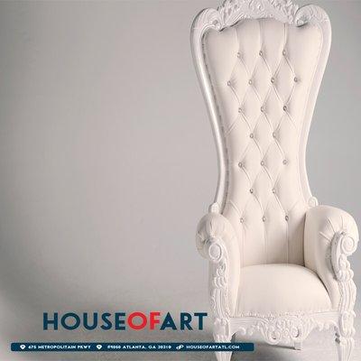 @houseofartatl  Throne Chair(s) available for rent.
Cyc wall photography & video studio.
houseofartatl@gmail.com
https://houseofartatl.com