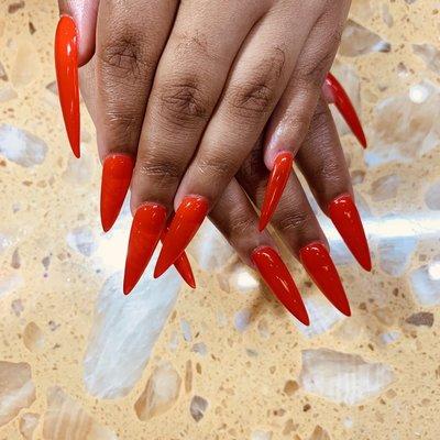 Stiletto nails